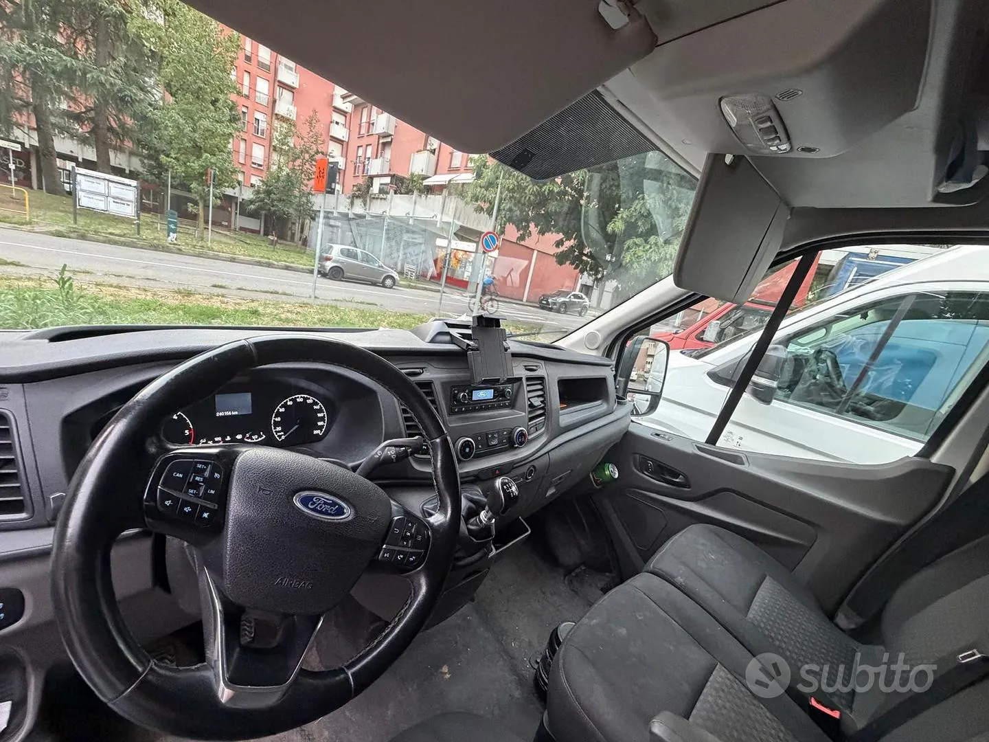 Ford Transit 2021 photo 4