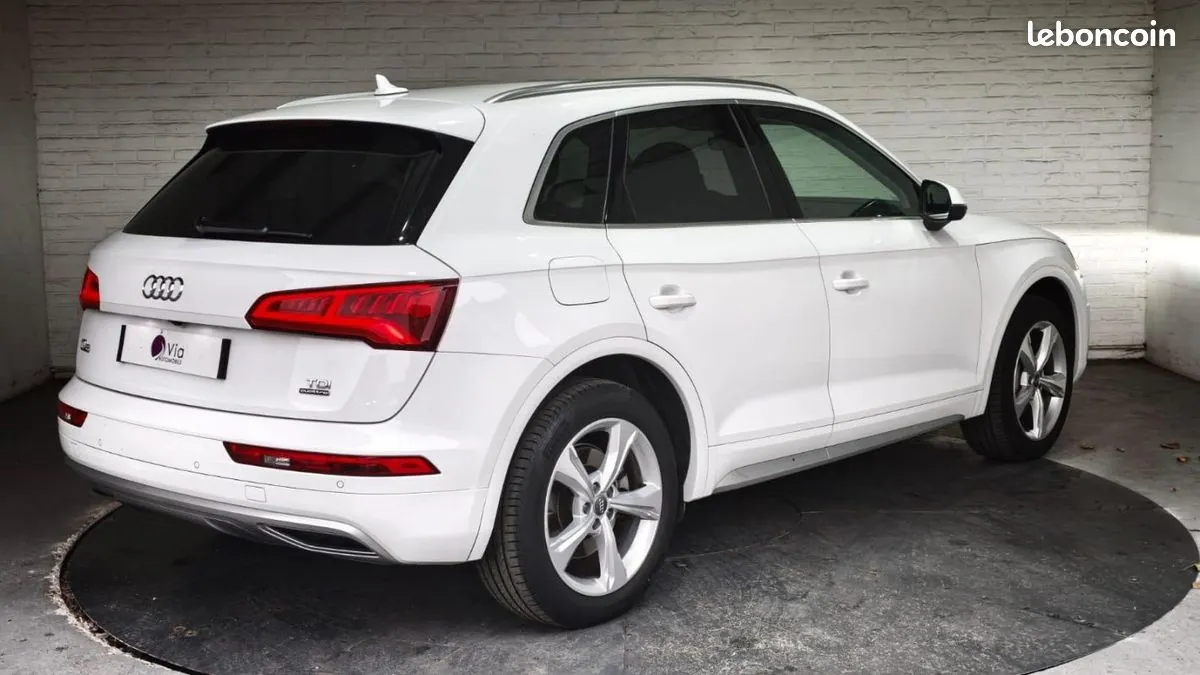 Audi Q5 2017 photo 2
