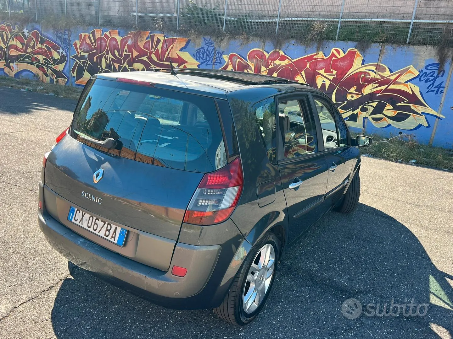 Renault Scenic 2005 photo 3