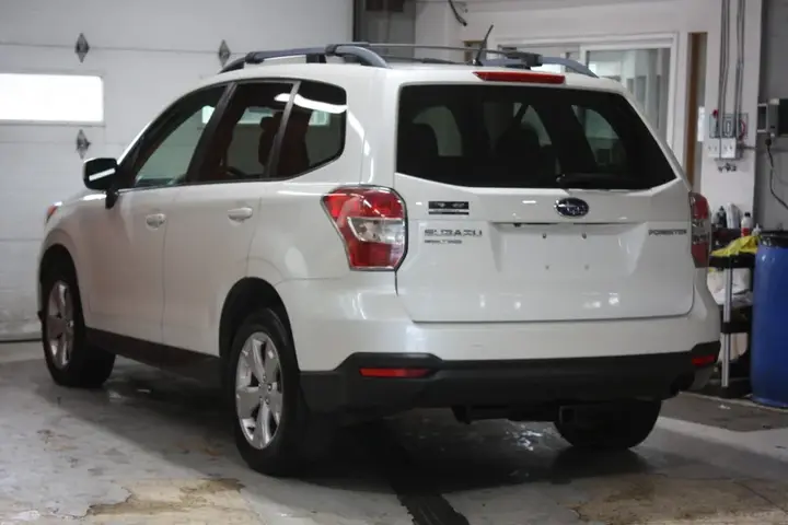 Subaru Forester 2015 photo 4