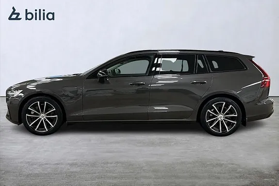 Volvo V60 2025 photo 2