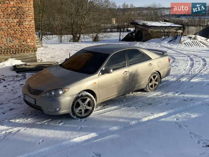 Toyota Camry 2003 photo 2