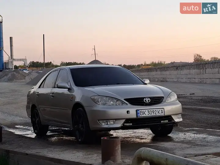 Toyota Camry 2003 photo 3