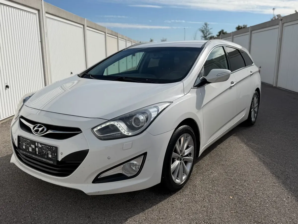Hyundai I40