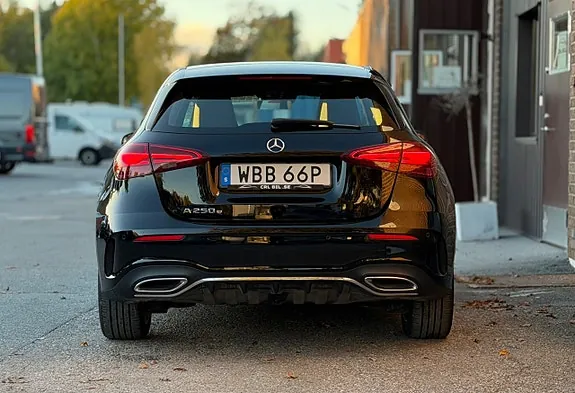 Mercedes-Benz A250 E 2024 photo 4