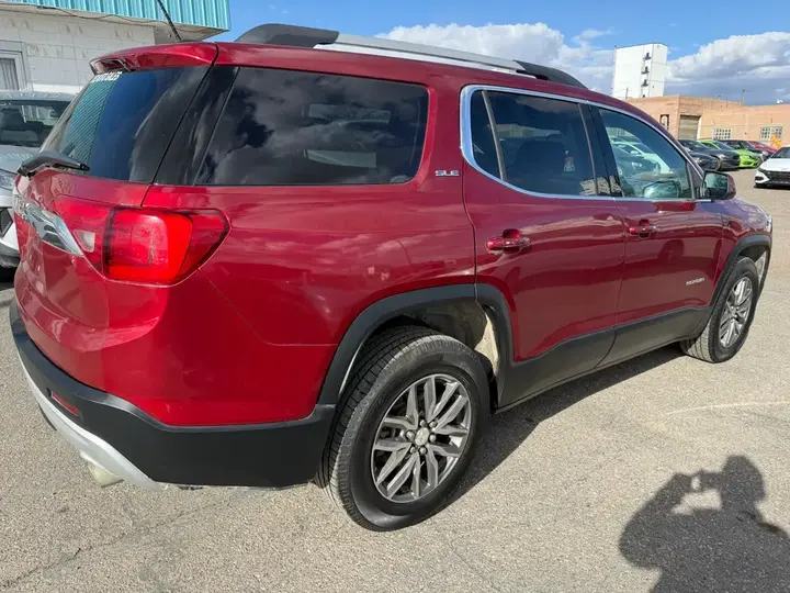 GMC Acadia 2019 photo 2