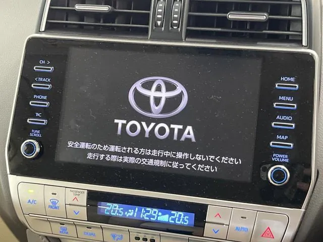 Toyota Land Cruiser Prado 2022 photo 3