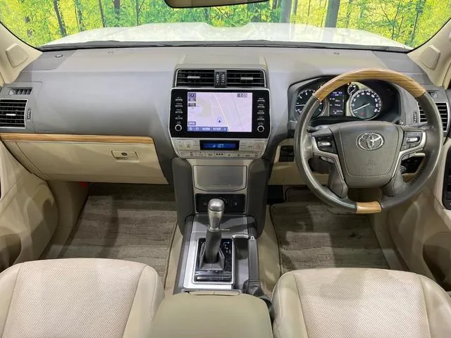 Toyota Land Cruiser Prado 2022 photo 2