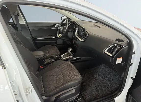 Kia Ceed 2021 photo 4