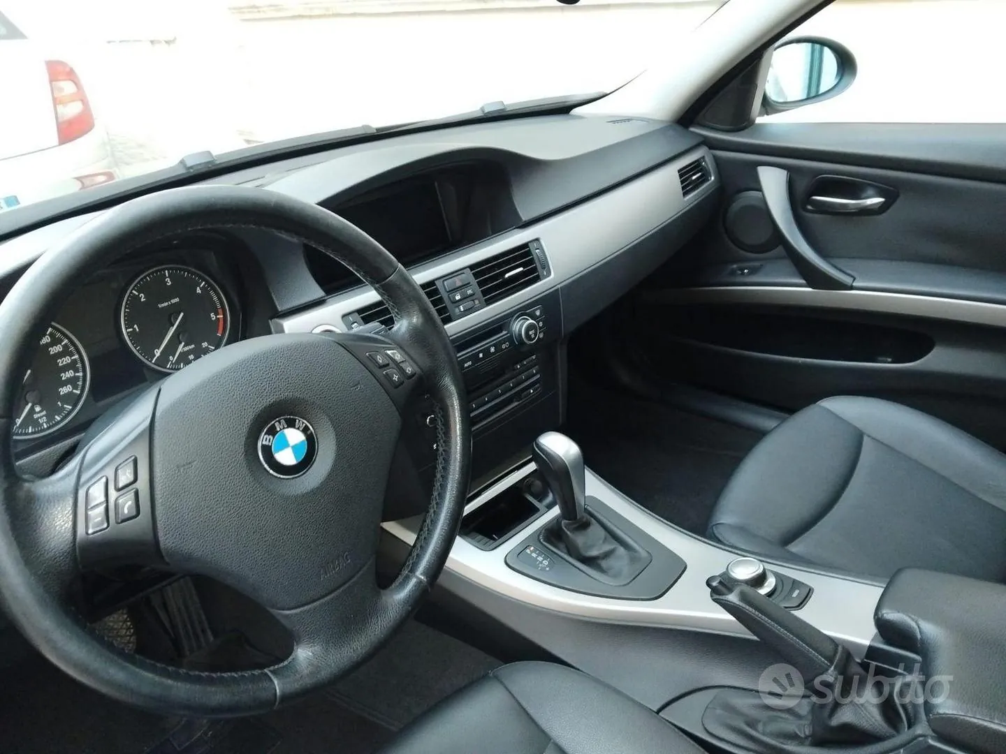 BMW 320D 2008 photo 4