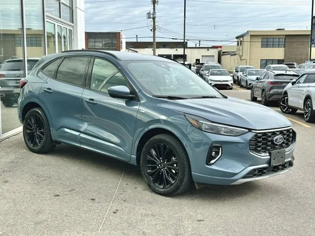 Ford Escape 2023 photo 3