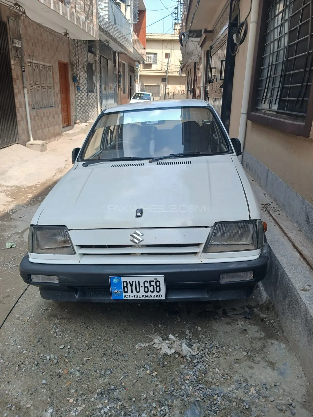 Suzuki Khyber