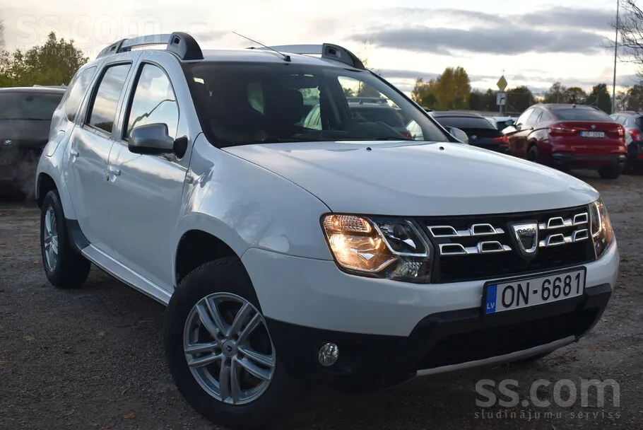 Dacia Duster 2015 photo 4