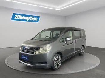 Honda Step Wagon 2012 photo 2