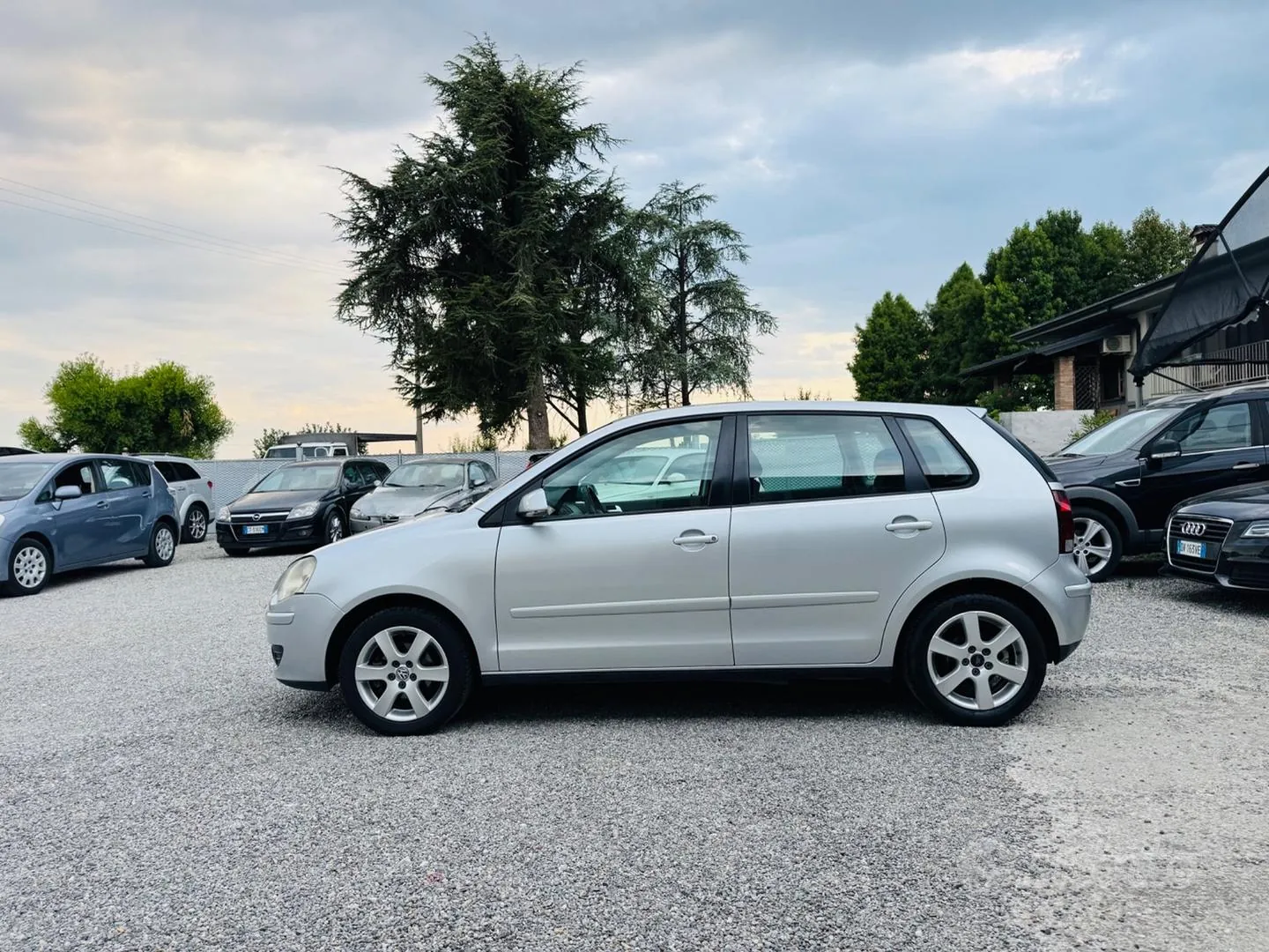 Volkswagen Polo 2007 photo 2