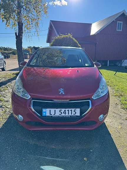Peugeot 208