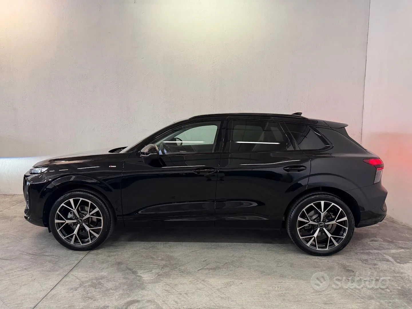 Audi Q3 2025 photo 2
