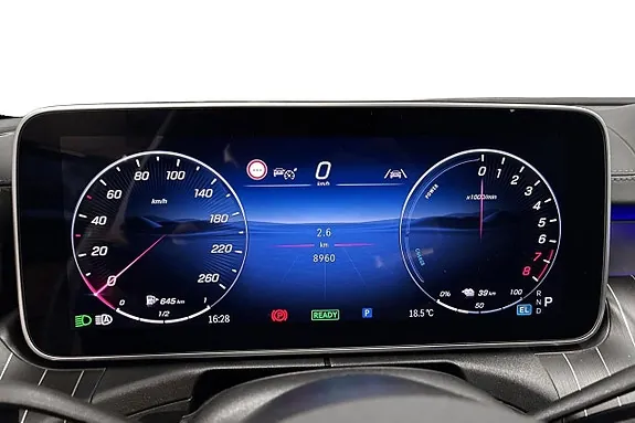 Mercedes-Benz C300 E 2025 photo 5
