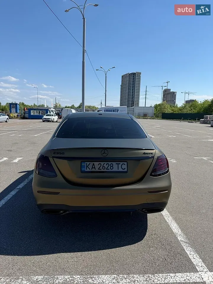 Mercedes-Benz E-Class 2019 photo 2