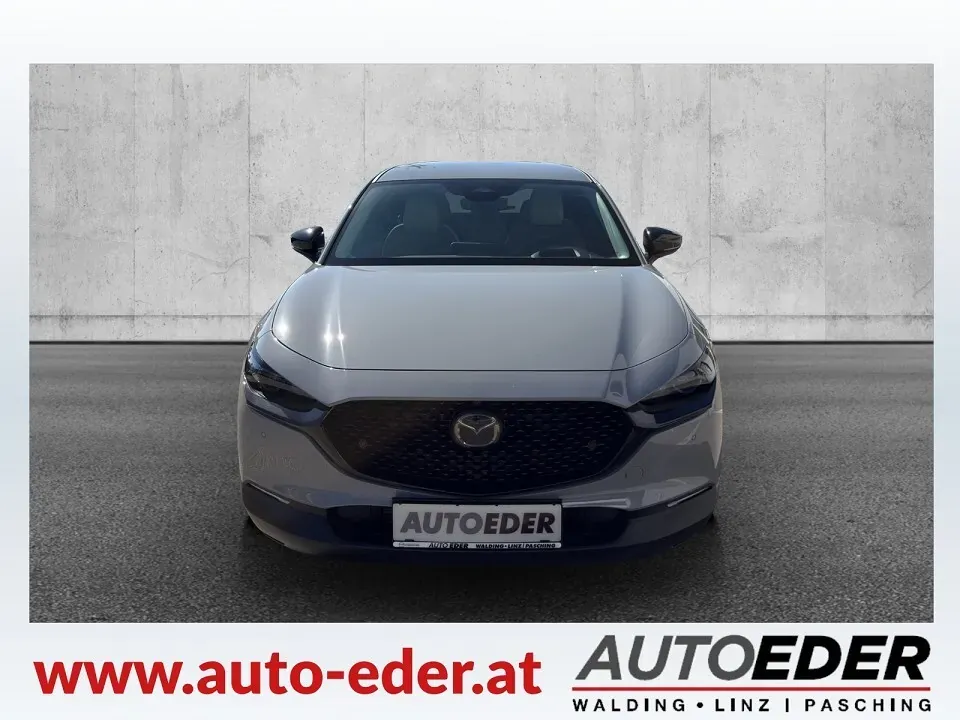 Mazda Cx-30 photo 2