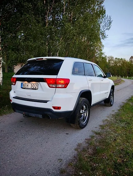 Jeep Grand Cherokee 2013 photo 2