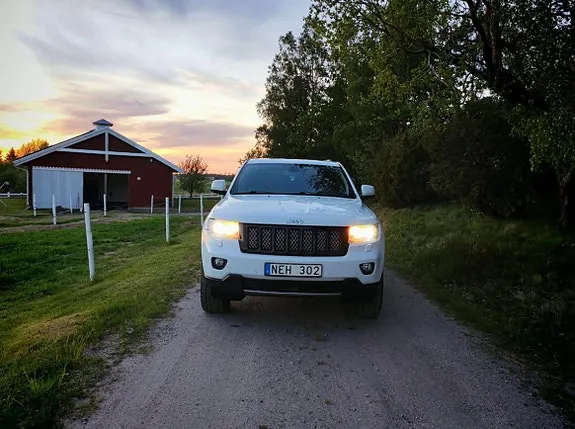 Jeep Grand Cherokee 2013 photo 5
