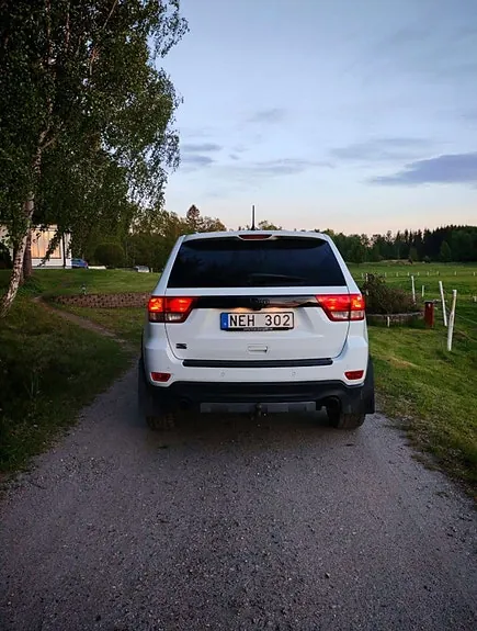 Jeep Grand Cherokee 2013 photo 3