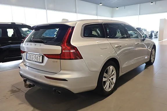 Volvo V60 2021 photo 5