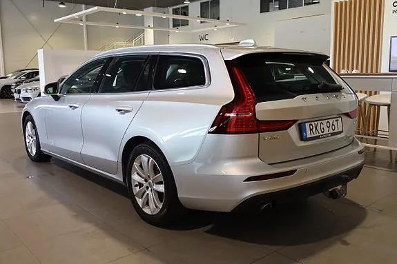 Volvo V60 2021 photo 3
