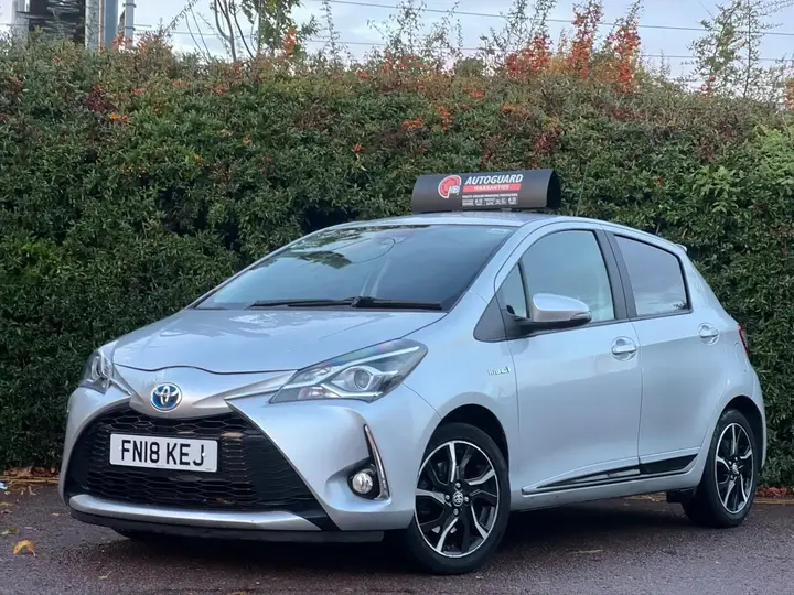 Toyota Yaris 2018 photo 3