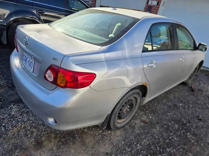 Toyota Corolla 2010 photo 4
