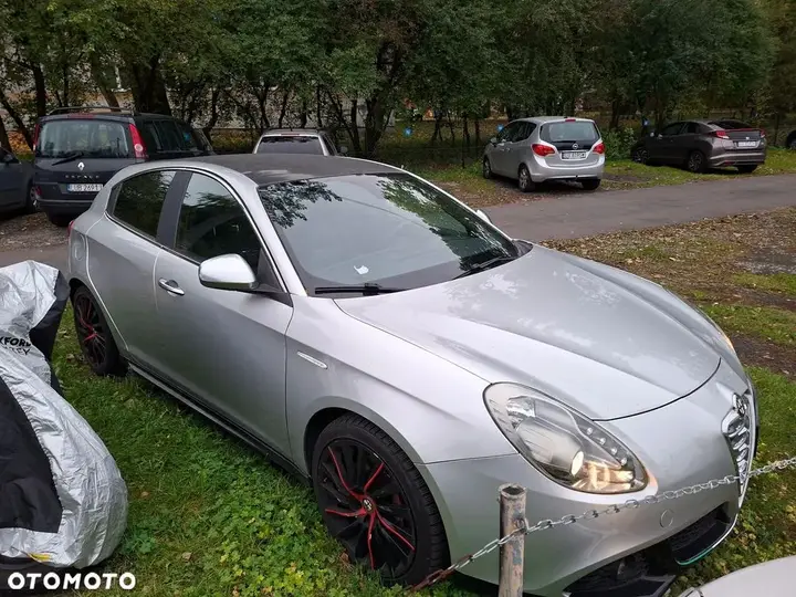 Alfa Romeo Giulietta 2010 photo 4