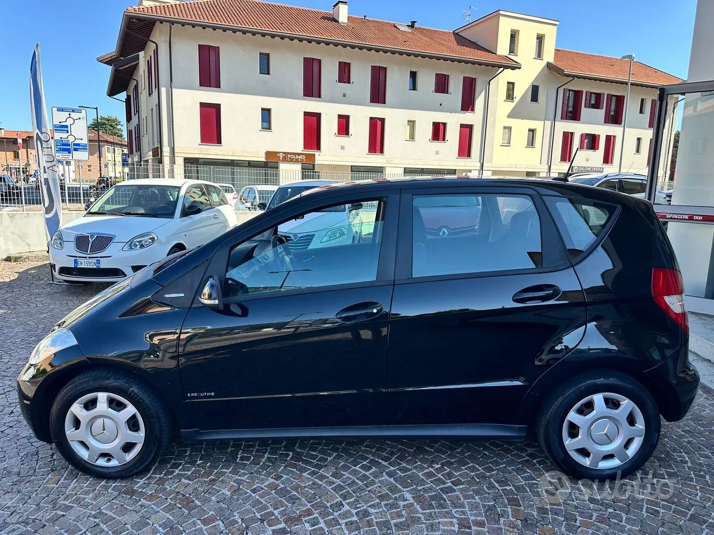 Mercedes-Benz A 160 2011 photo 4