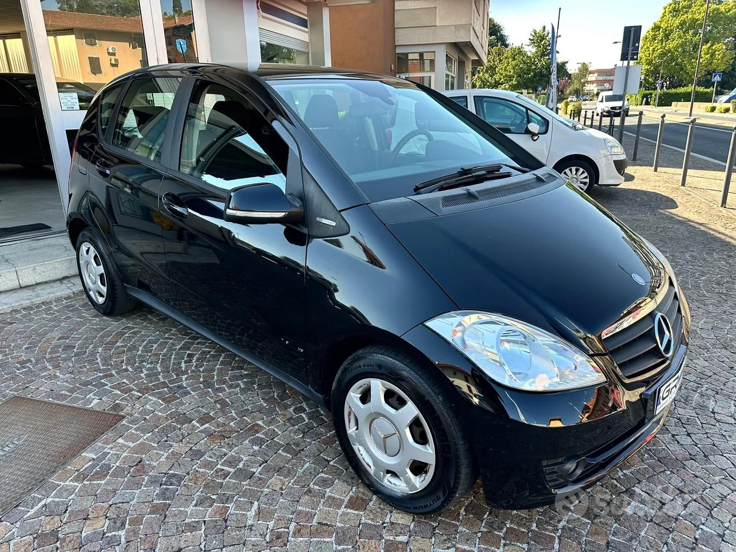 Mercedes-Benz A 160 2011 photo 3