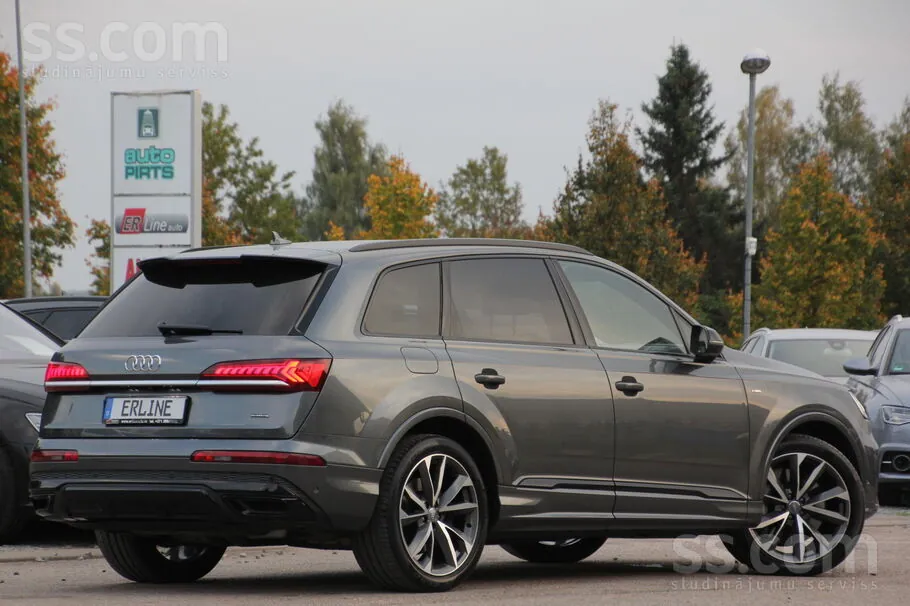 Audi Q7 2020 photo 2