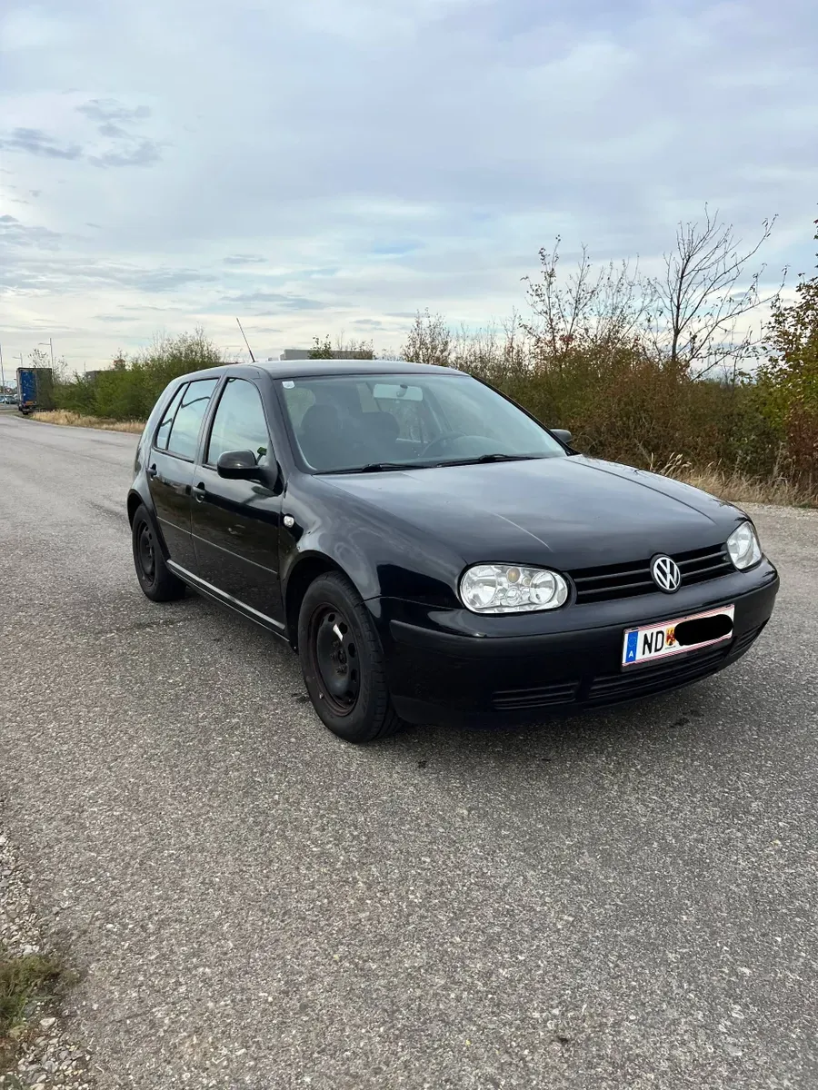 Volkswagen Golf 2002 photo 3