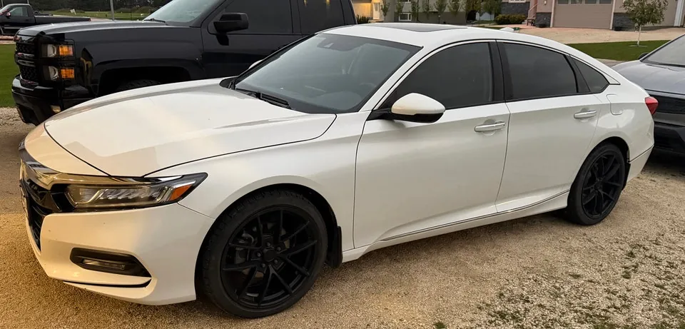 Honda Accord 2018 photo 4
