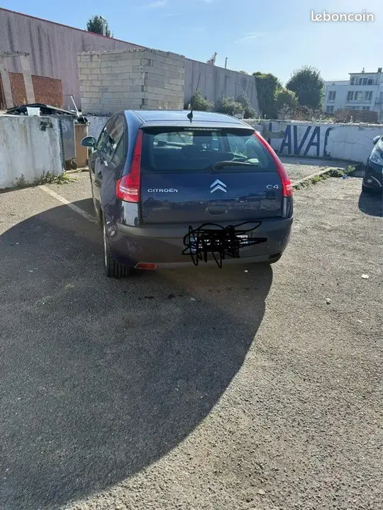 Citroen C4 2007 photo 4