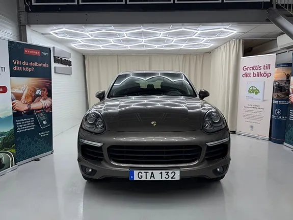 Porsche Cayenne 2015 photo 2