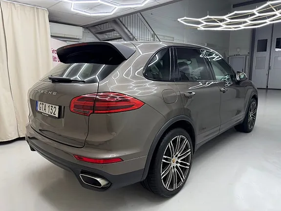 Porsche Cayenne 2015 photo 4
