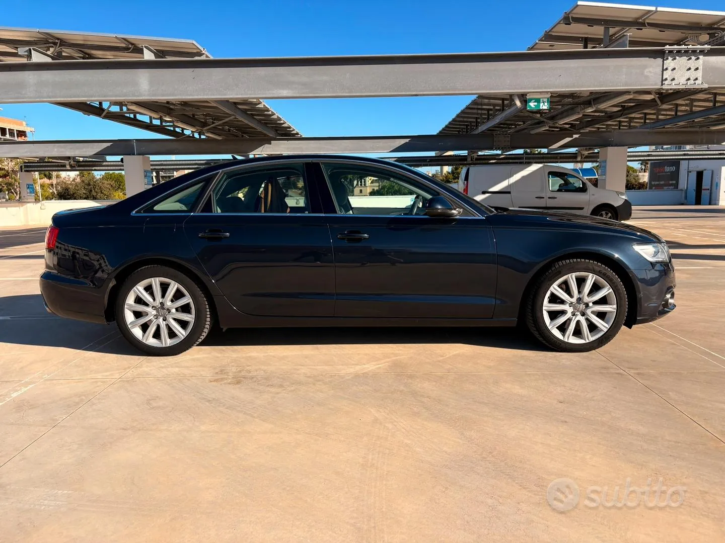 Audi A6 2012 photo 3