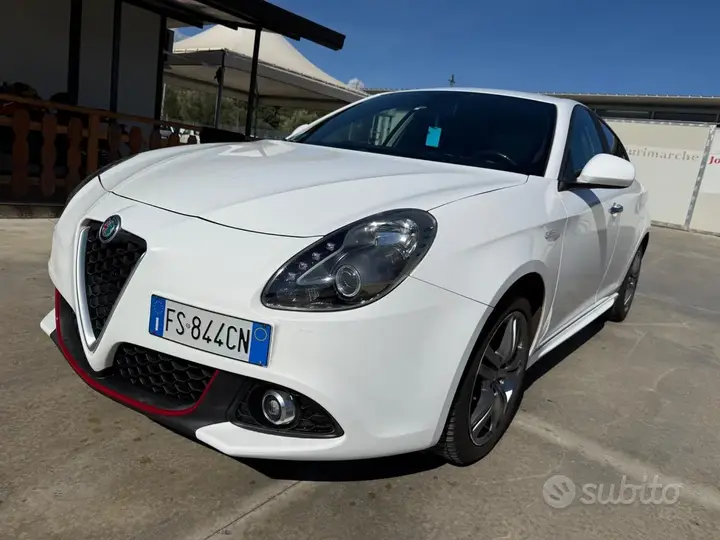 Alfa Romeo Giulietta 2018 photo 3