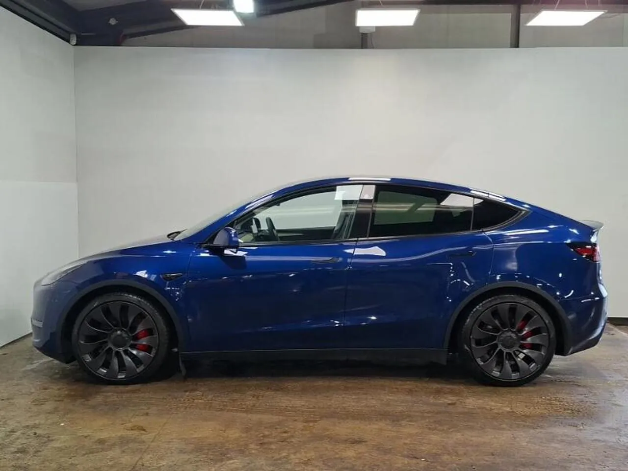Tesla Model Y 2022 photo 4