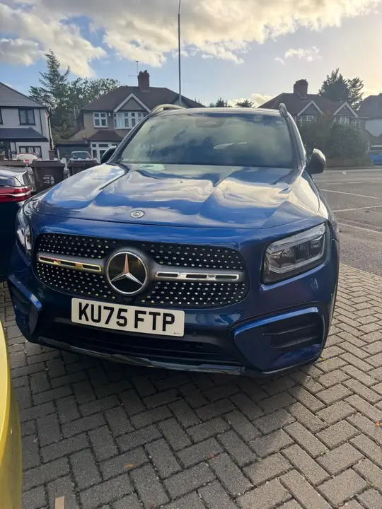 Mercedes-Benz Glb