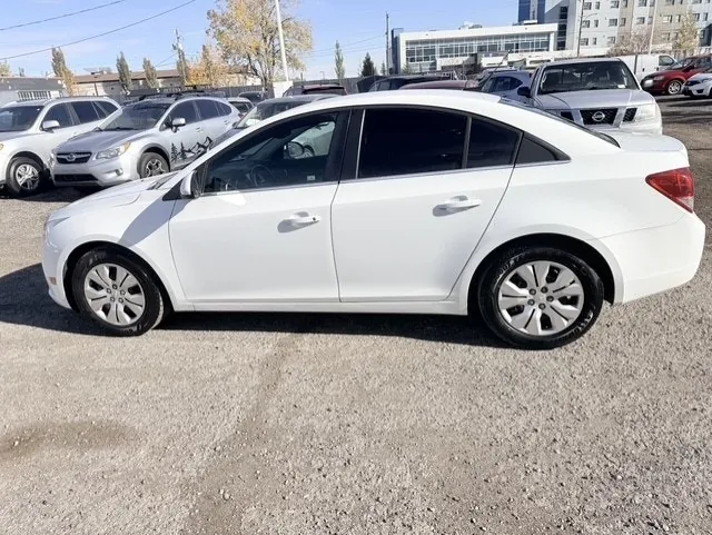 Chevrolet Cruze 2014 photo 2