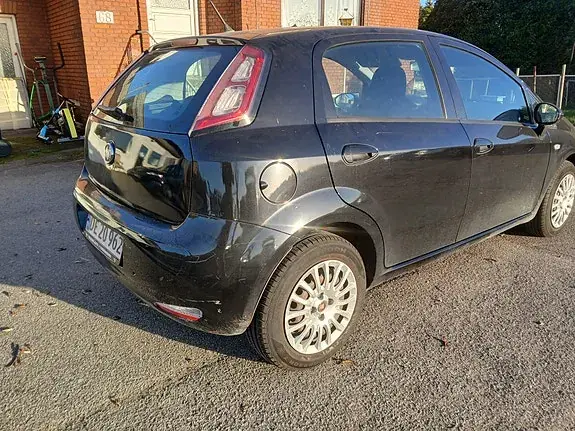 Fiat Punto Evo 2013 photo 3