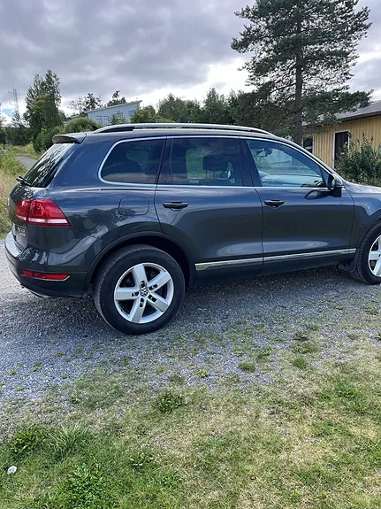 Volkswagen Touareg 2013 photo 4
