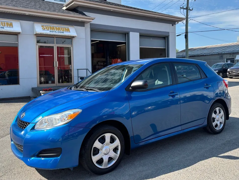 Toyota Matrix 2010 photo 2