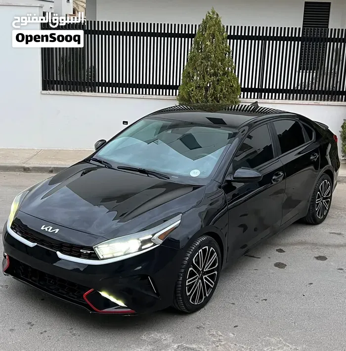 Kia Forte 2023 photo 2