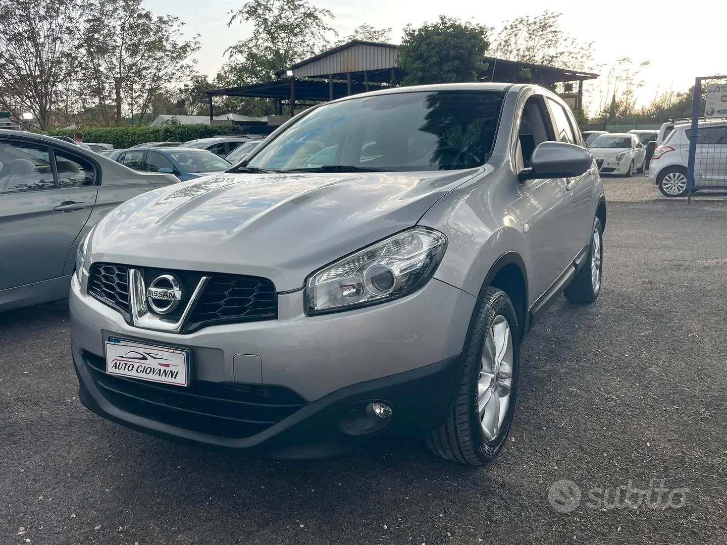 Nissan Qashqai 2012 photo 2